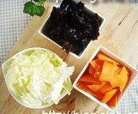 白菜木耳炒肚片