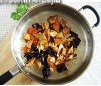 白菜木耳炒肚片