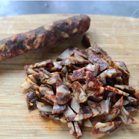 白辣椒炒腊味萝卜干