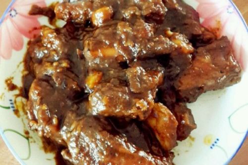 土豆烧排骨
