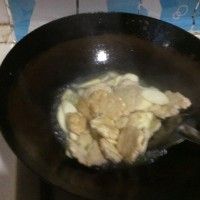 茭白青红椒烩鸡排