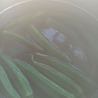 做正宗快手易学的白灼秋葵的图片步骤2