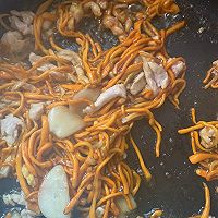 做正宗虫草花炒肉的图片步骤7