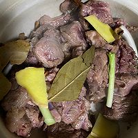 做正宗腐竹牛腩煲的图片步骤4