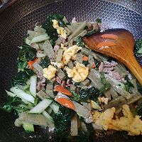 做正宗炒清明年糕的图片步骤8