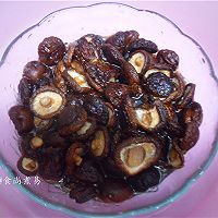 做正宗五香咸蛋鲜肉绿豆粽的图片步骤5