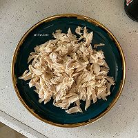 做正宗好吃不腻的酸辣手撕鸡胸肉的图片步骤2