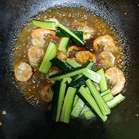 做正宗蒜香蚝油虾的图片步骤5