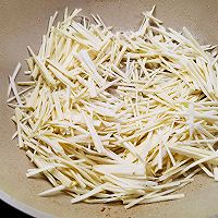 做正宗茭白青椒肉丝冷面的图片步骤7