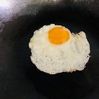 做正宗煎蛋三明治的图片步骤1