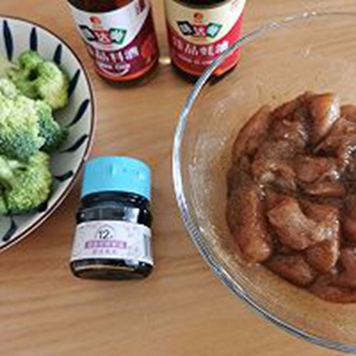 做正宗香煎鸡胸肉的图片步骤4