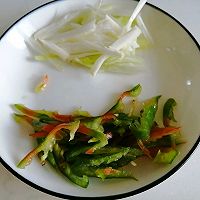 做正宗酱汁香菜拌粉丝的图片步骤3