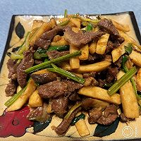 做正宗鸡腿菌炒牛肉的图片步骤6