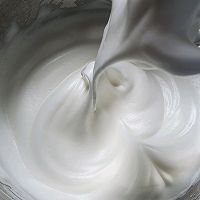 做正宗芒果轻芝士蛋糕的图片步骤5