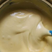 做正宗芒果轻芝士蛋糕的图片步骤7