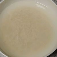 做正宗酥烂嫩糯的糯米排骨的图片步骤1