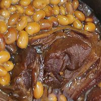 做正宗电饭煲版黄豆焖猪蹄的图片步骤3