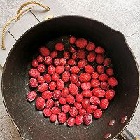 做正宗不一样的冰粉-蔓越莓冰粉的图片步骤1