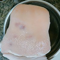 做正宗香香的扣肉的图片步骤1