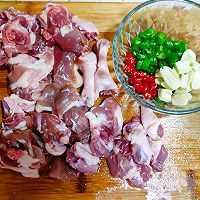 做正宗酸菜老鸭汤的图片步骤1