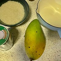 做正宗超简单椰汁芒果糯米饭的图片步骤1