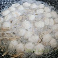 做正宗豆香萝卜鱼丸汤的图片步骤3