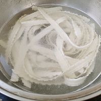 做正宗鲍鱼鸡腿刀削面的图片步骤10