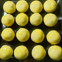 做正宗蛋黄酥的图片步骤26