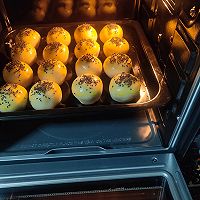 做正宗蛋黄酥的图片步骤28