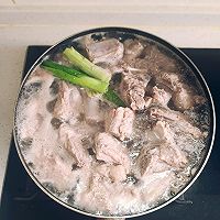 做正宗三药玉米排骨汤的图片步骤4