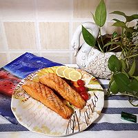 做正宗香煎三文鱼时蔬沙拉的图片步骤8