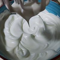 做正宗奶油戚风蛋糕的图片步骤15