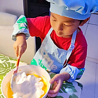 做正宗奶油戚风蛋糕的图片步骤17