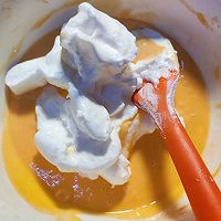 做正宗奶油戚风蛋糕的图片步骤24