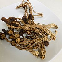 做正宗茶树菇炖鸡的图片步骤1