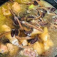 做正宗茶树菇炖鸡的图片步骤7