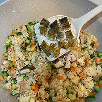 做正宗挪威北极鳕鱼炒饭的图片步骤12