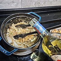 做正宗法式奶油菌菇烩鸡块(双人份)的图片步骤7