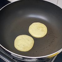 做正宗香蕉松饼的图片步骤5