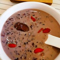 做正宗滋补奶香红枣黑米粥的图片步骤5