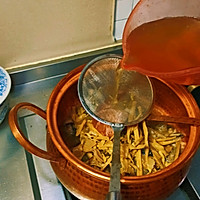 做正宗云南菜~铜锅笋干鸡汤的图片步骤10