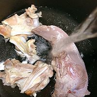 做正宗嫩南瓜猪舌汤的图片步骤6