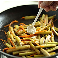 做正宗茄子炒鸡丝的图片步骤5