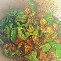 做正宗尖椒肉片炒面的图片步骤3