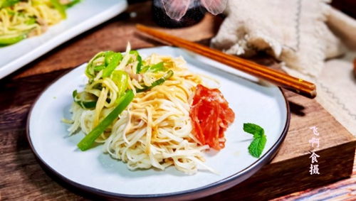 茭白青椒肉丝冷面