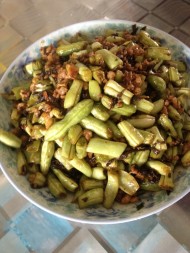 外婆下饭菜肉沫豆角橄榄菜