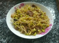 家常菜豆芽炒肉