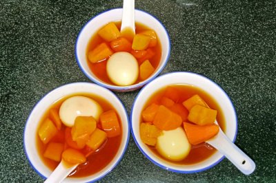 广东糖水系列之-蕃薯鸡蛋糖水