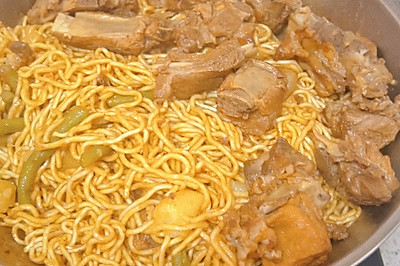 排骨焖面 简单又香香