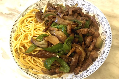 肉丝炒茄辣子意大利面